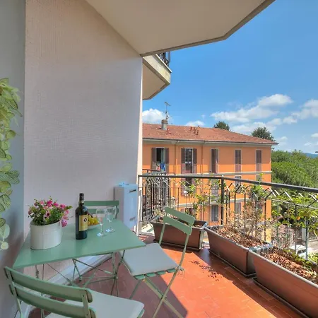 Apartment Modern In - Happy