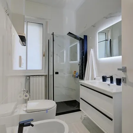 Modern In - Happy Apartment