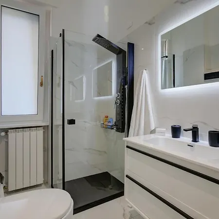 Modern In - Happy Apartment